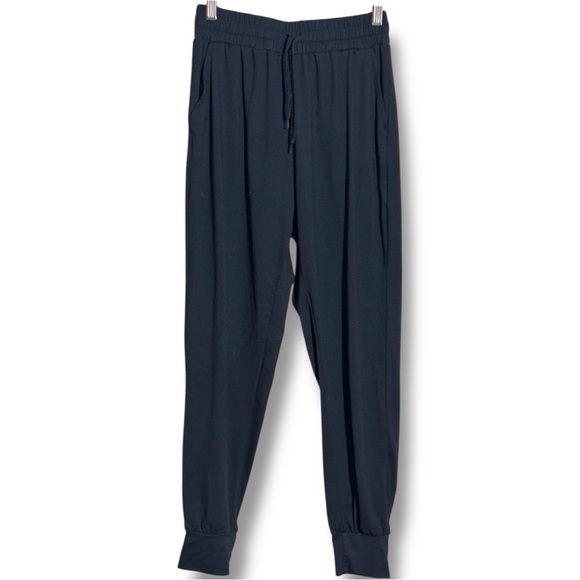 Amazon Basics Women's Black Drawstring Waist Simple Comfy Jogger Pants - Picture 3 of 11